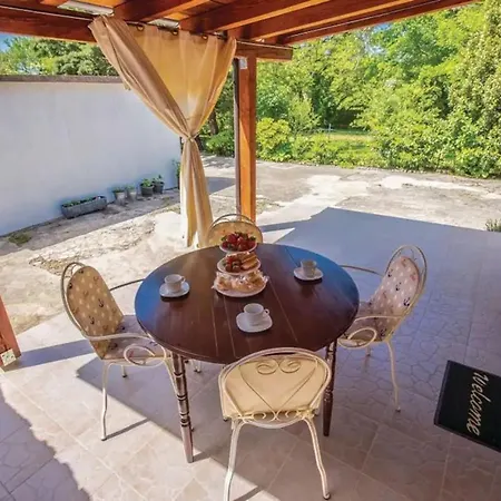 Mia Apartament Krasica (Primorje-Gorski Kotar)